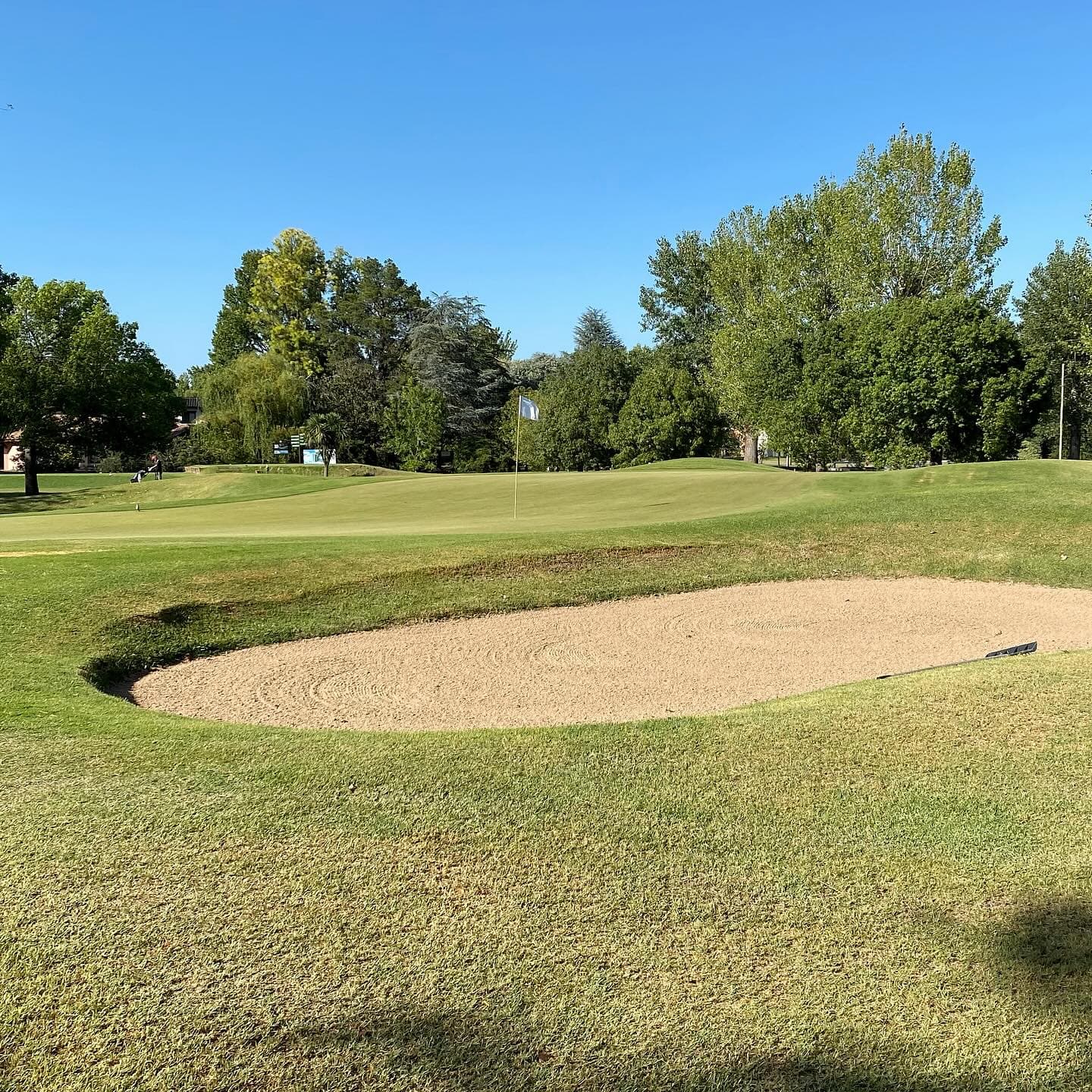 CLUB DE CAMPO LA MARTONA