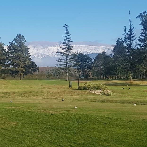 COUNTRY  Y GOLF LAS YUNGAS