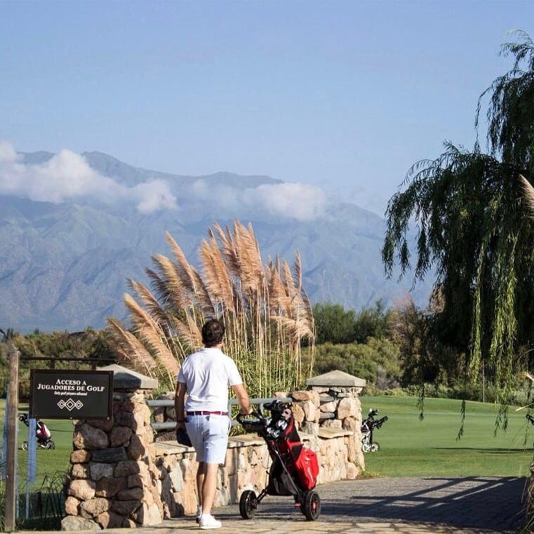 COUNTRY  Y GOLF LAS YUNGAS