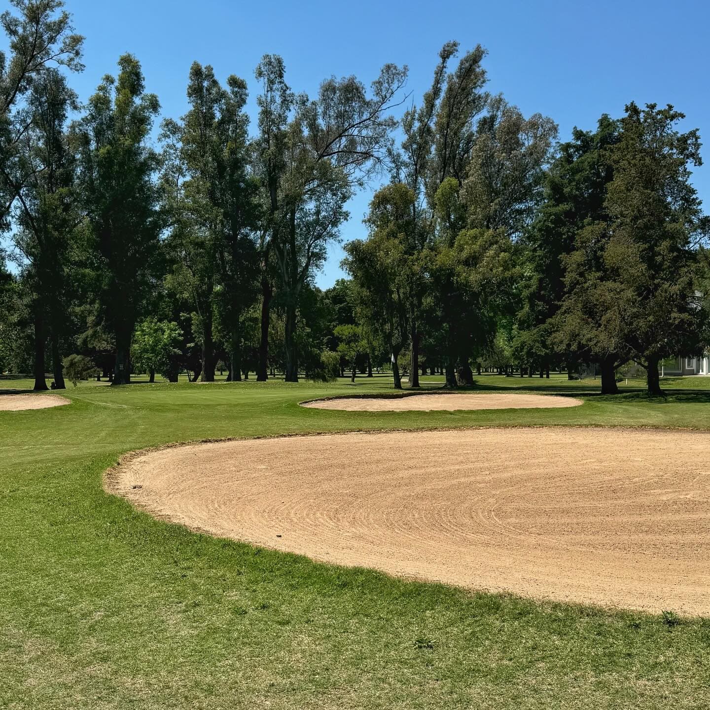 EL PARAISO COUNTRY CLUB