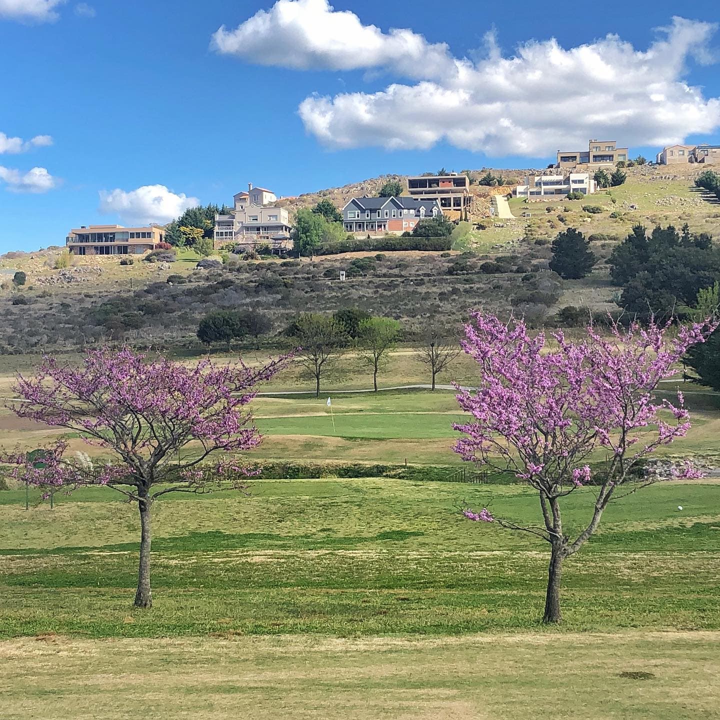 EL VALLE DE TANDIL GOLF CLUB