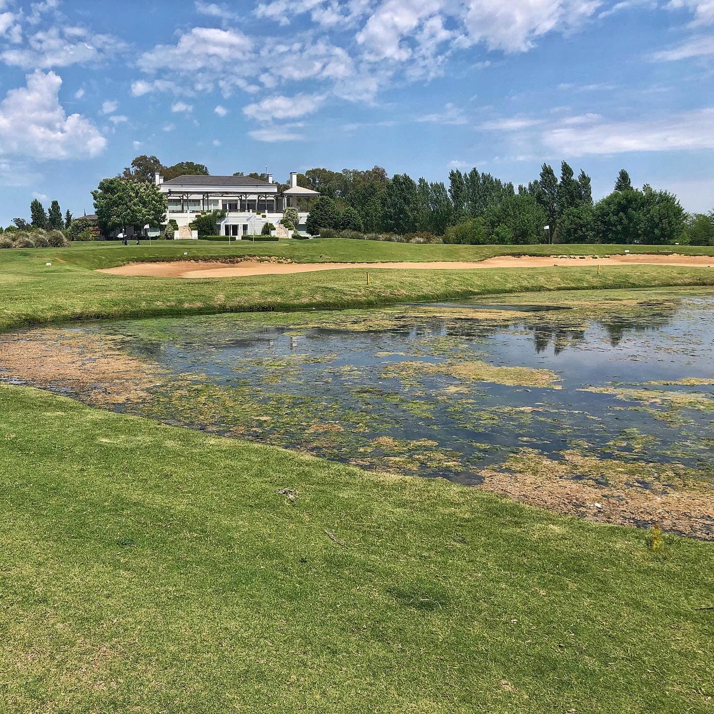 EVERLINKS CLUB DE GOLF