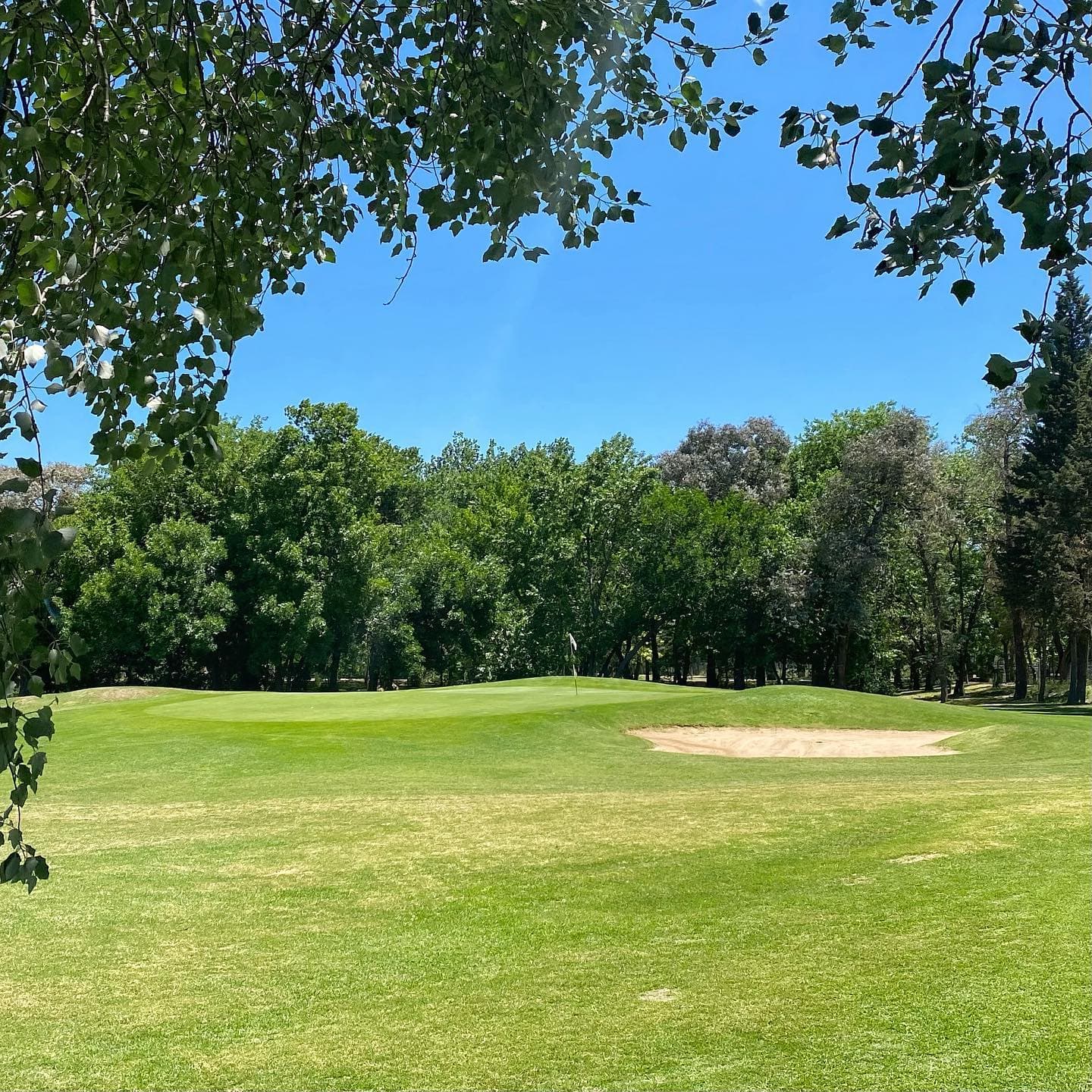 HIGHLAND PARK COUNTRY CLUB