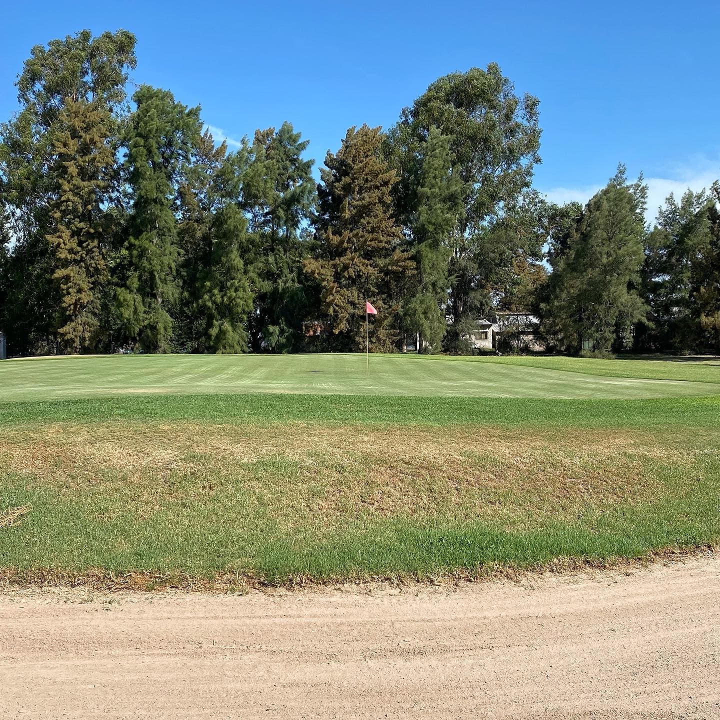 LA CAROLINA GOLF &  COUNTRY CLUB