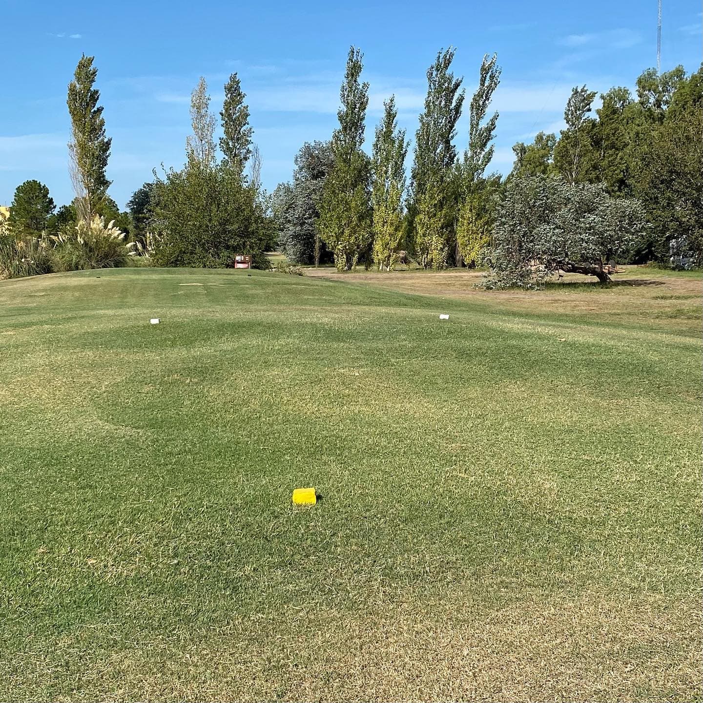 LA CAROLINA GOLF &  COUNTRY CLUB