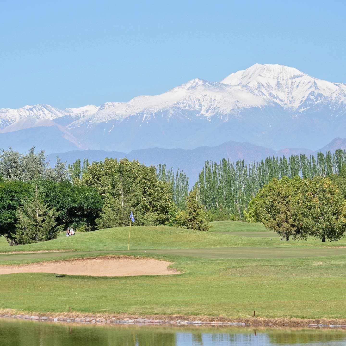 LA VACHERIE COUNTRY GOLF