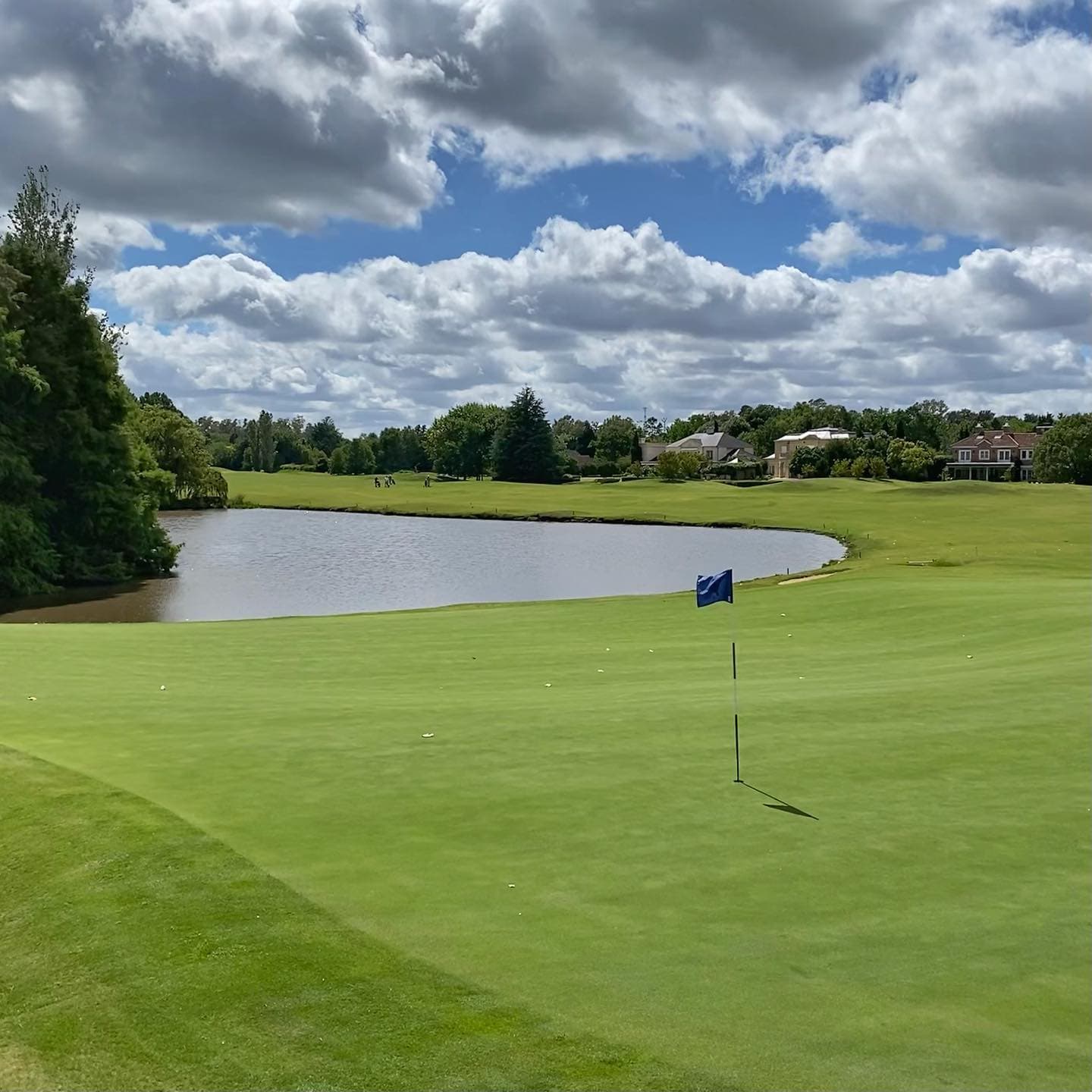 MARTINDALE COUNTRY CLUB