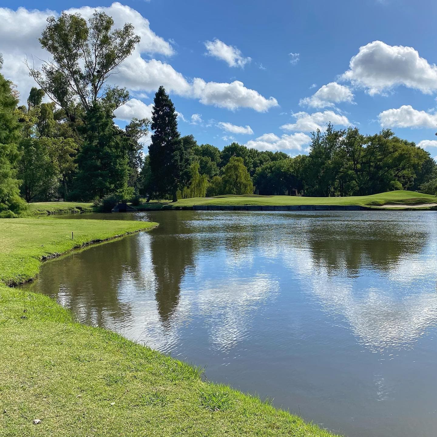 MARTINDALE COUNTRY CLUB