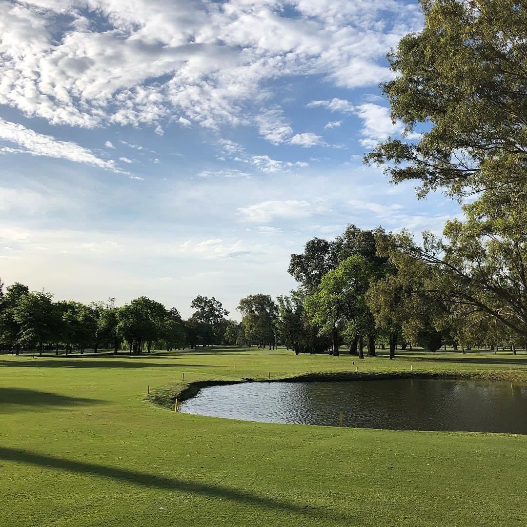 MIRAFLORES COUNTRY CLUB