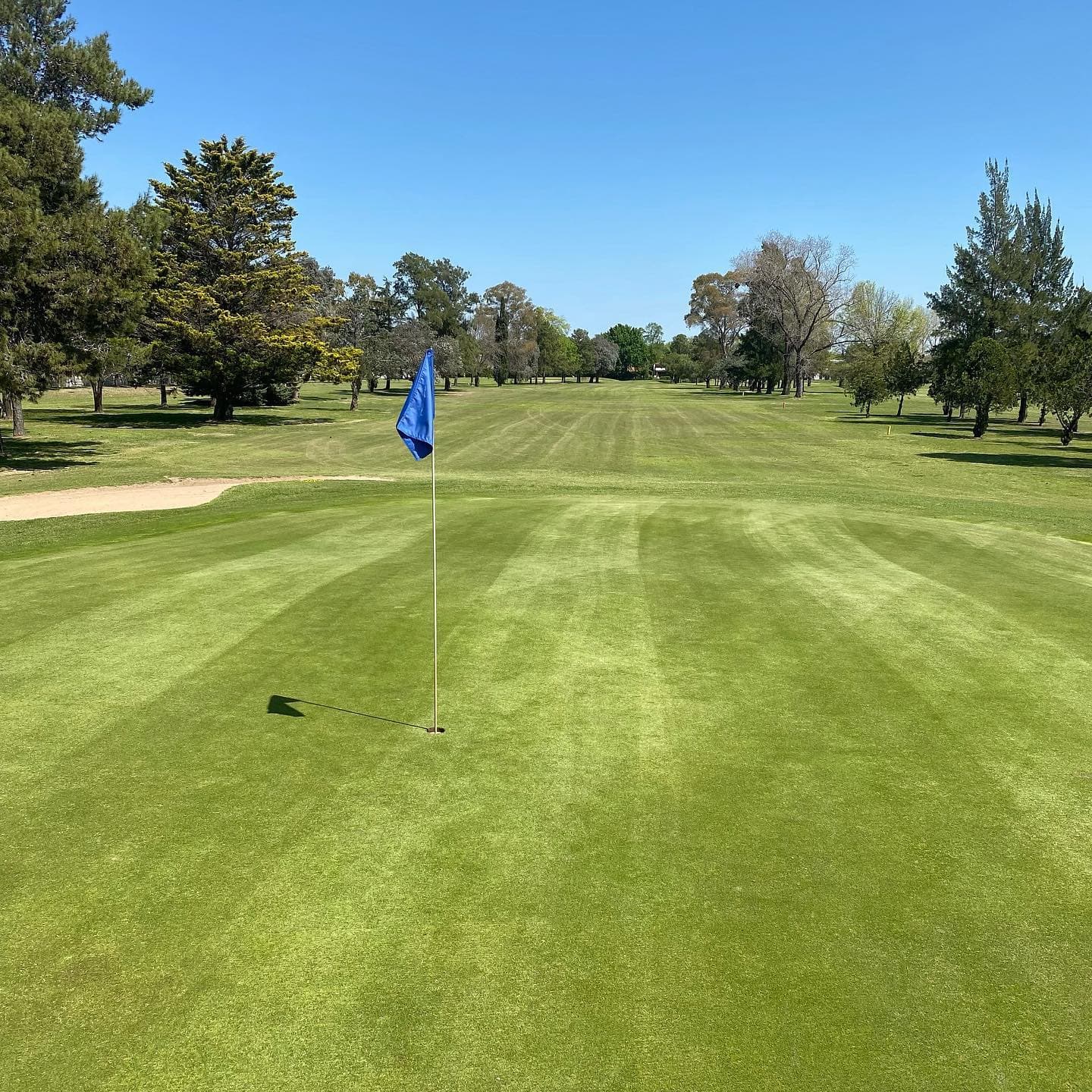 MIRAFLORES COUNTRY CLUB