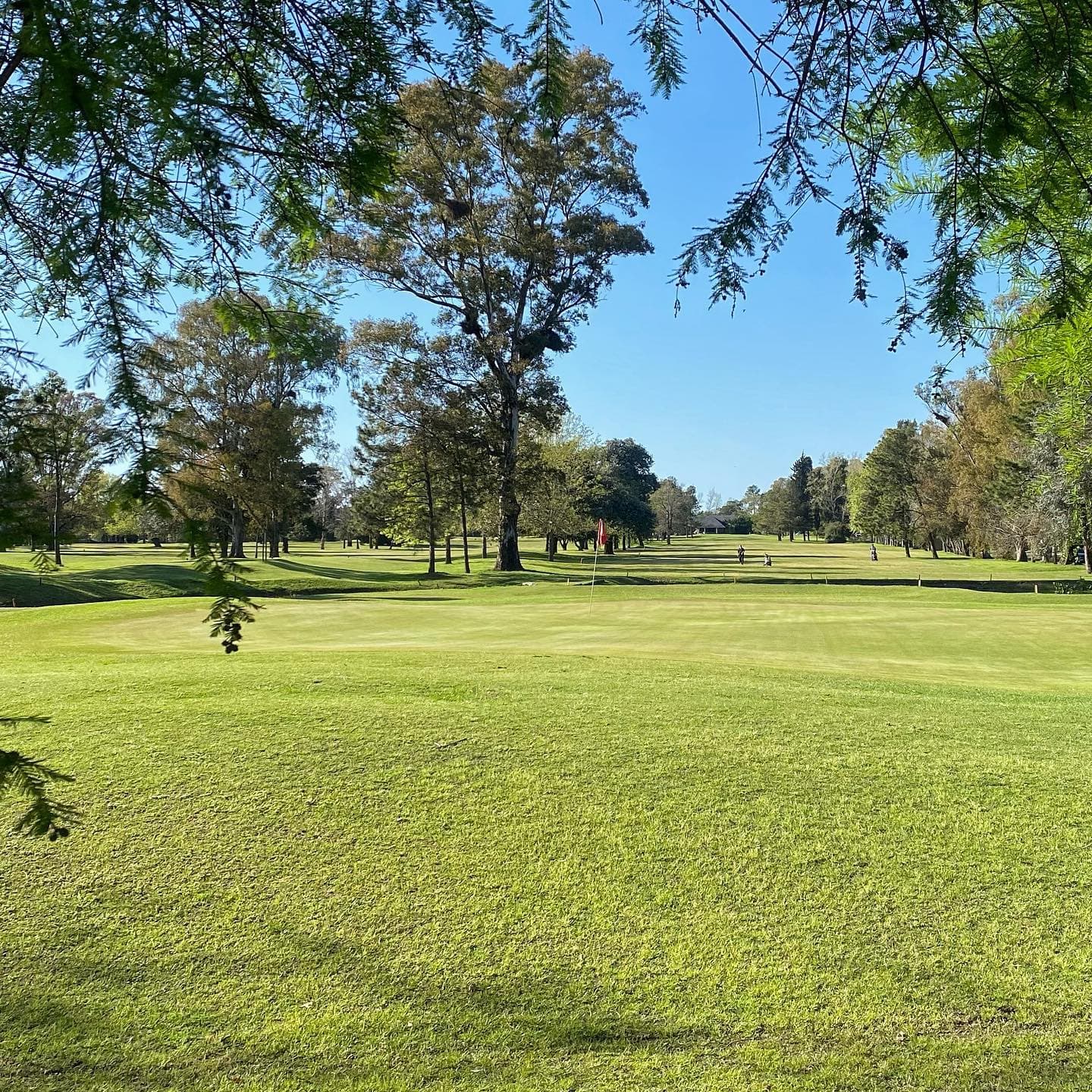 MIRAFLORES COUNTRY CLUB