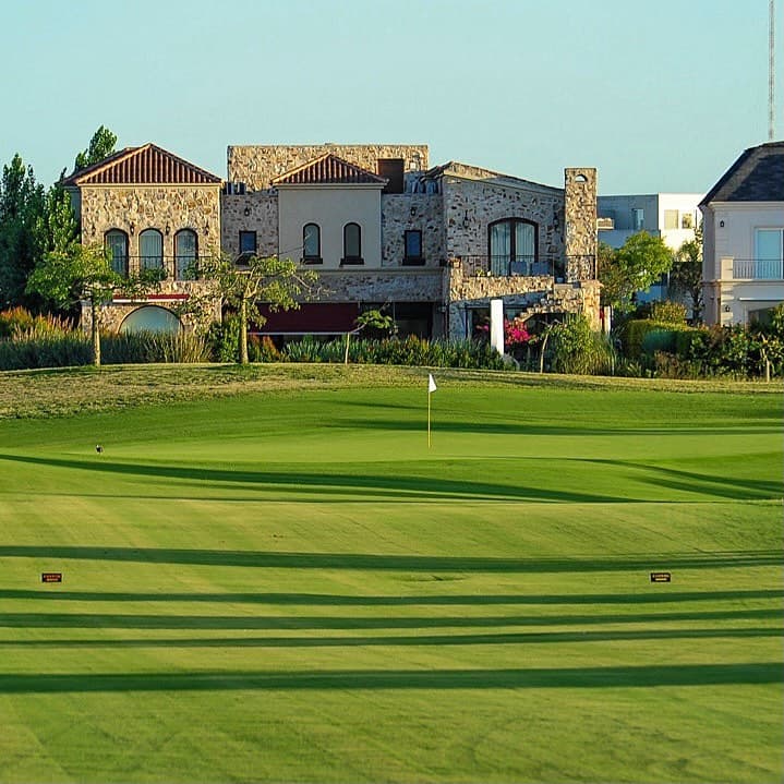 NORDELTA GOLF CLUB