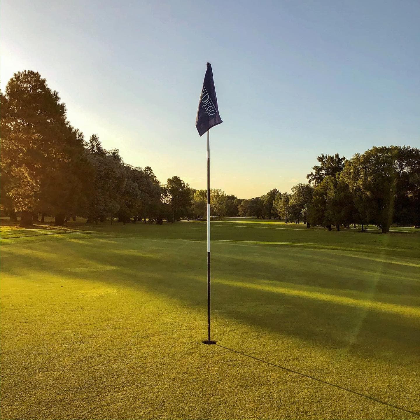 SAN DIEGO COUNTRY CLUB