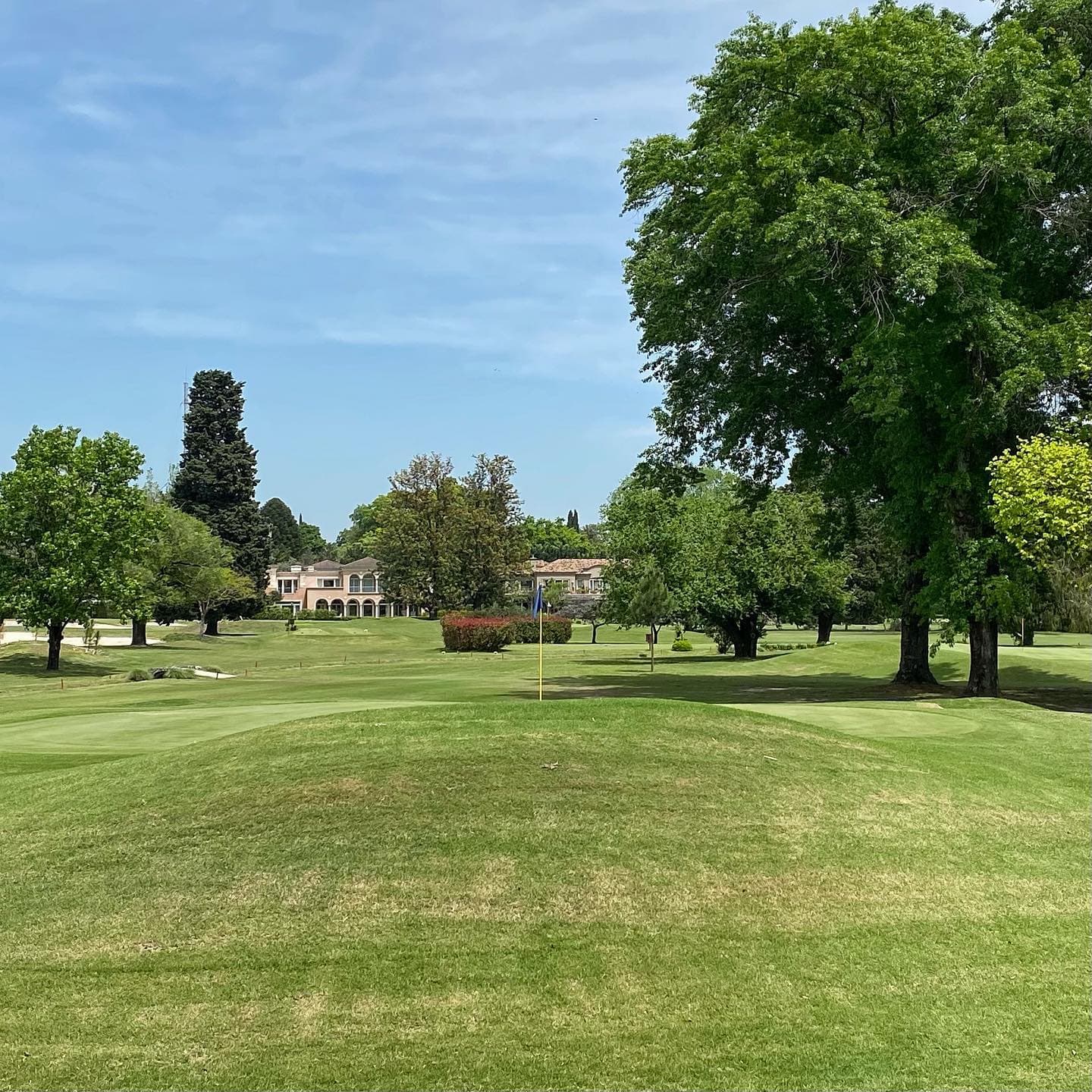 TORTUGAS COUNTRY CLUB