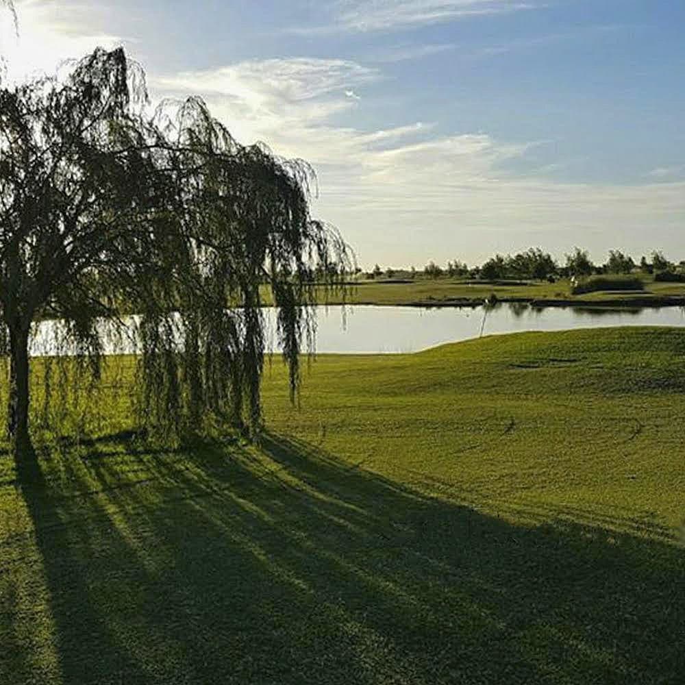 TRISQUELIA GOLF CLUB