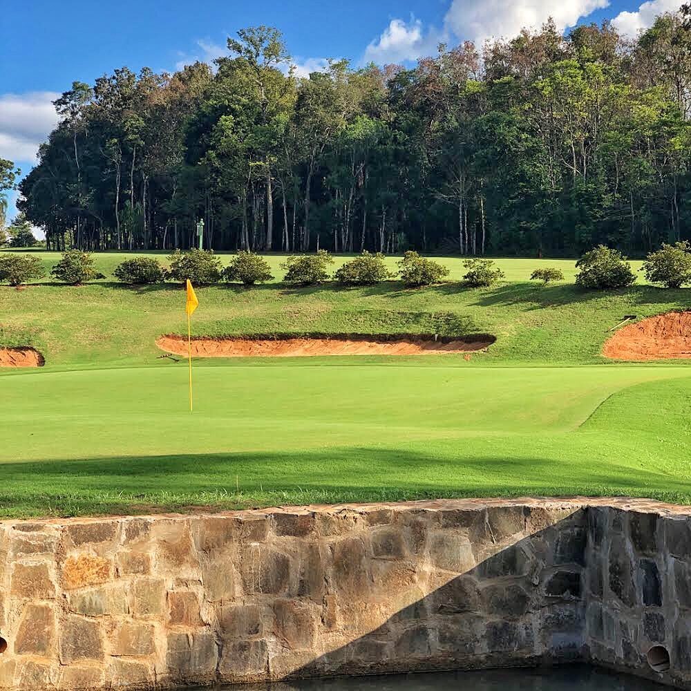 CAMELIAS GOLF