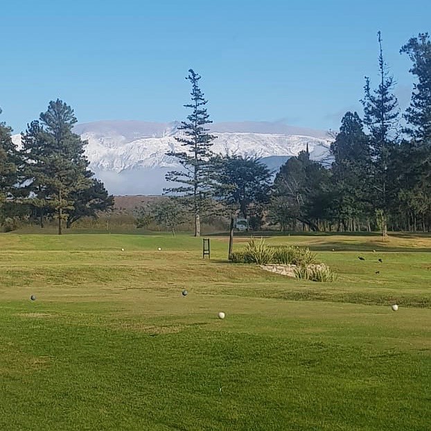 COUNTRY  Y GOLF LAS YUNGAS
