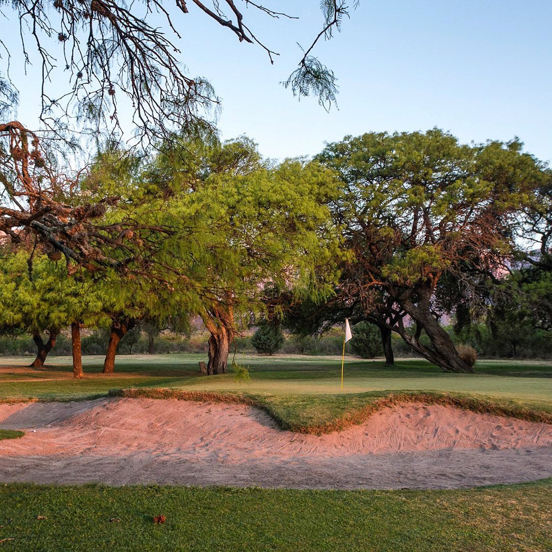 GOLF CLUB YACANTO