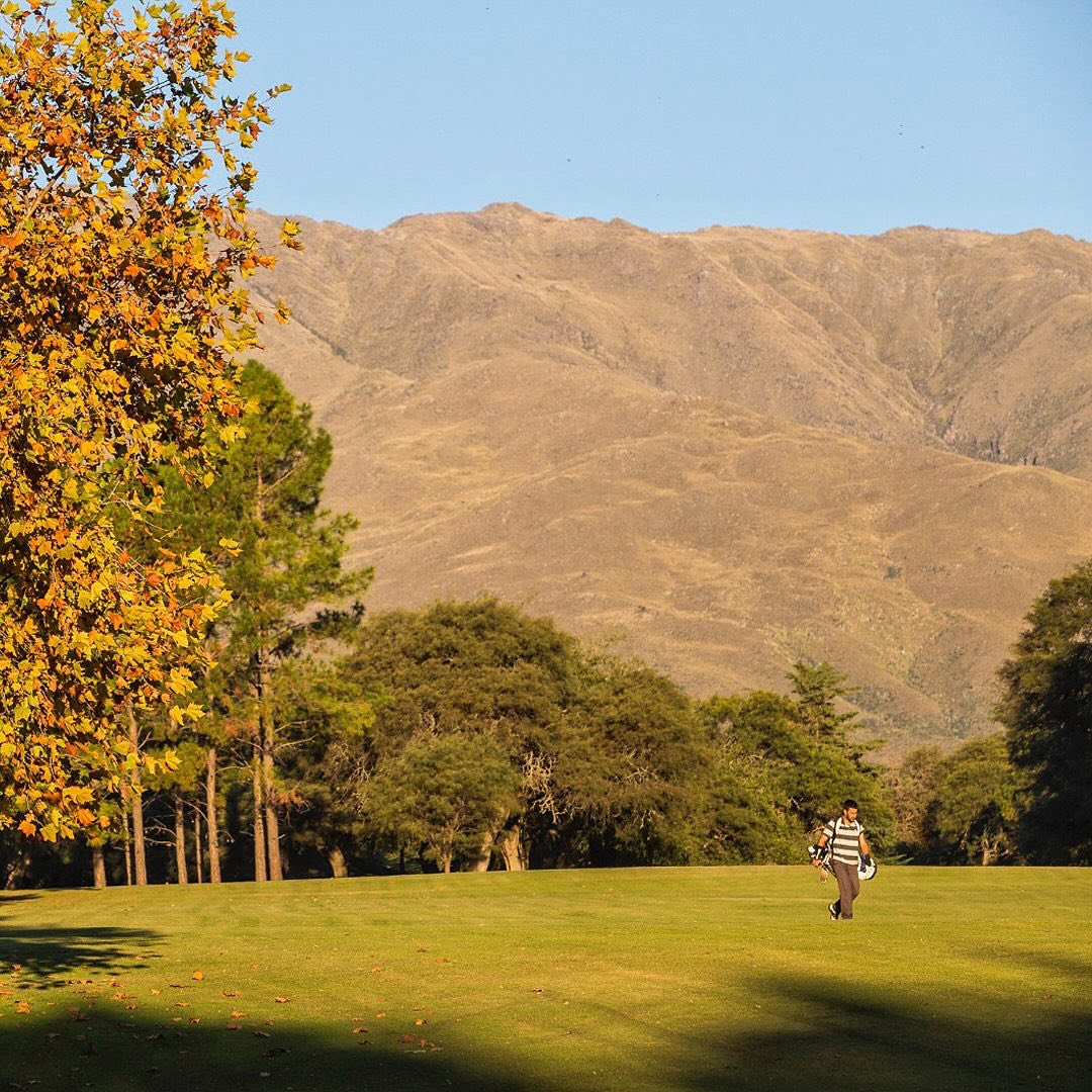 GOLF CLUB YACANTO