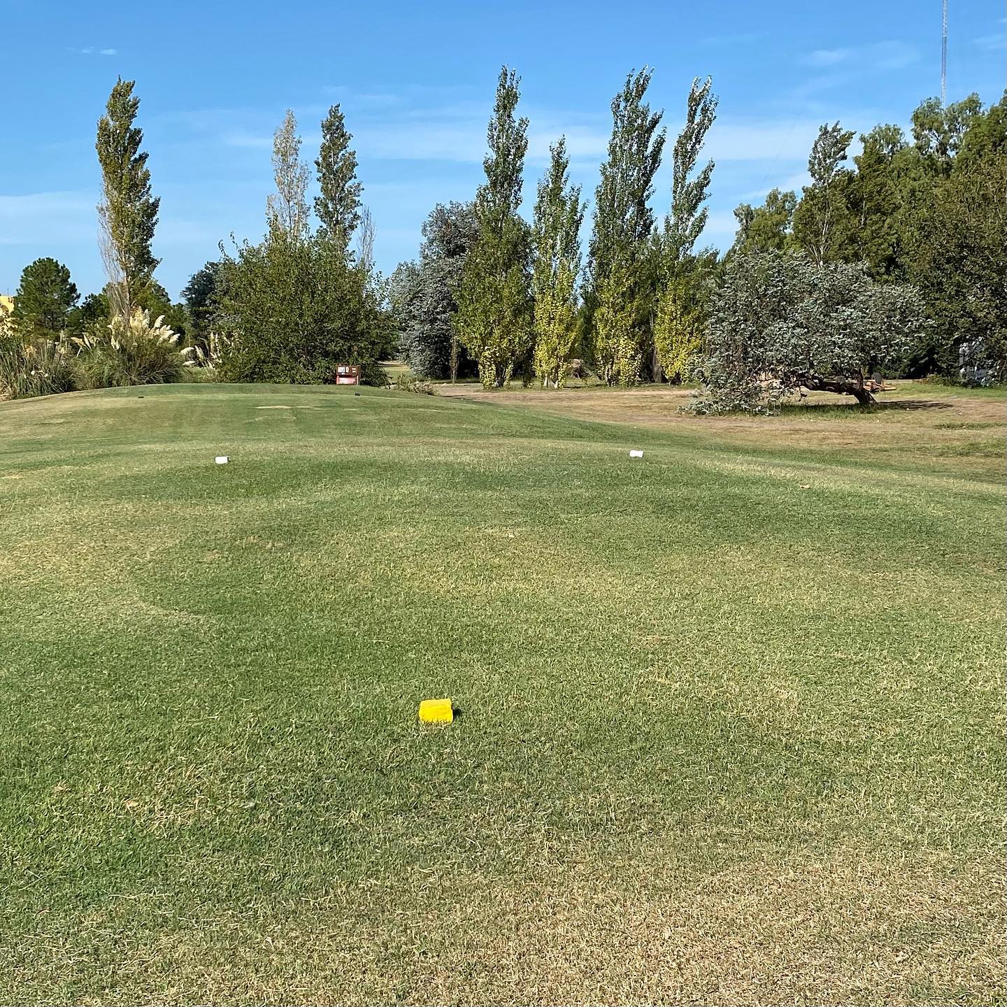 LA CAROLINA GOLF &  COUNTRY CLUB