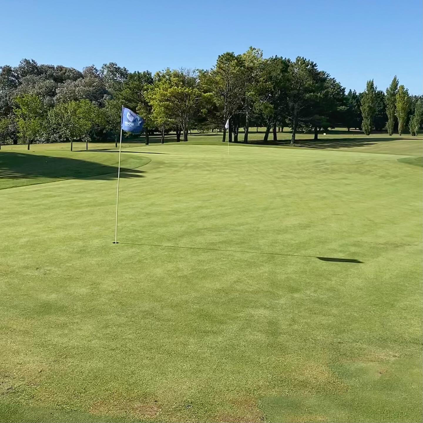 MARAYUI COUNTRY CLUB