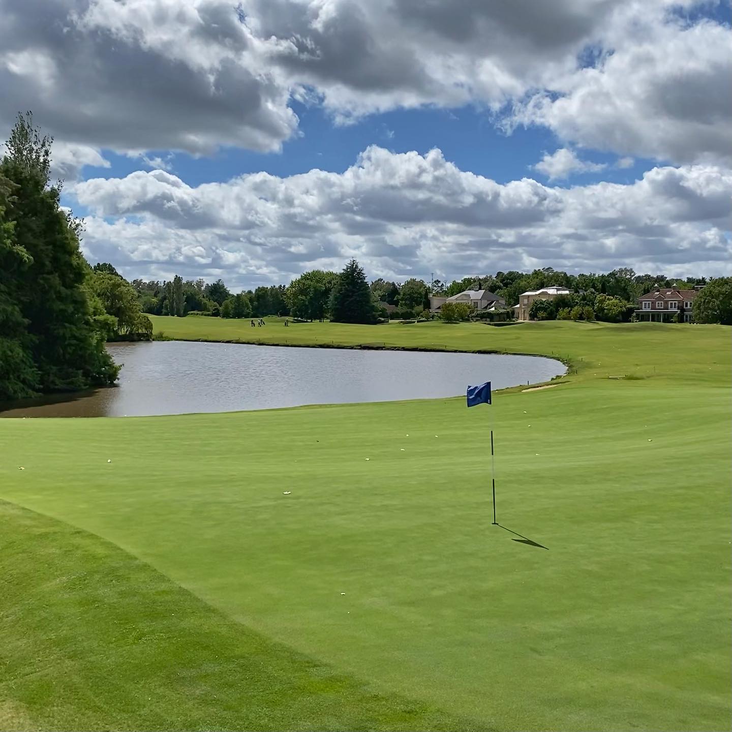 MARTINDALE COUNTRY CLUB