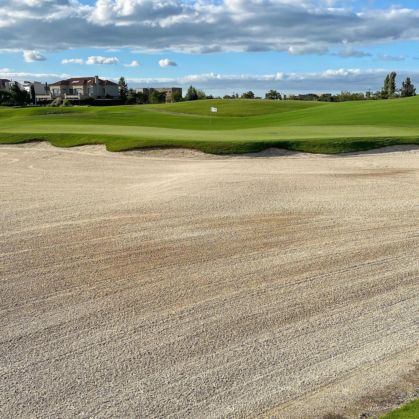 NORDELTA GOLF CLUB