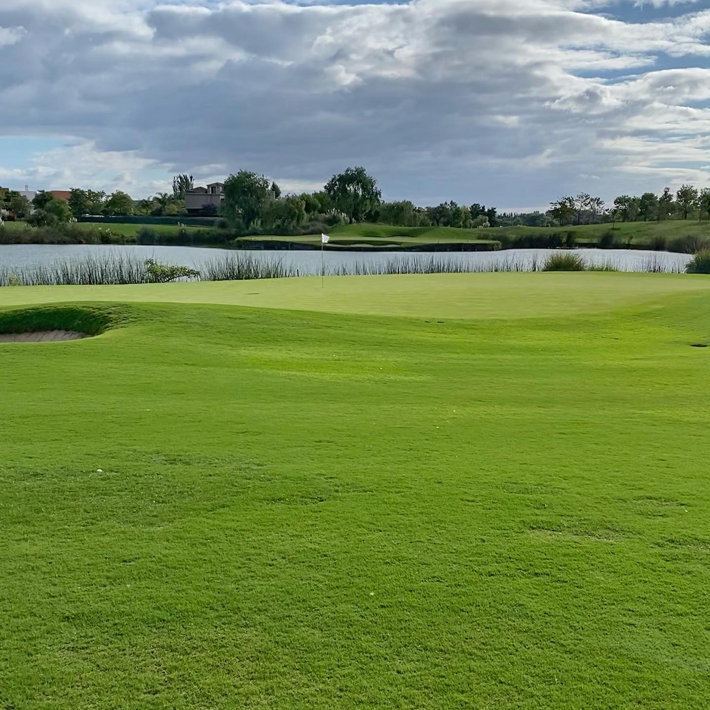 NORDELTA GOLF CLUB