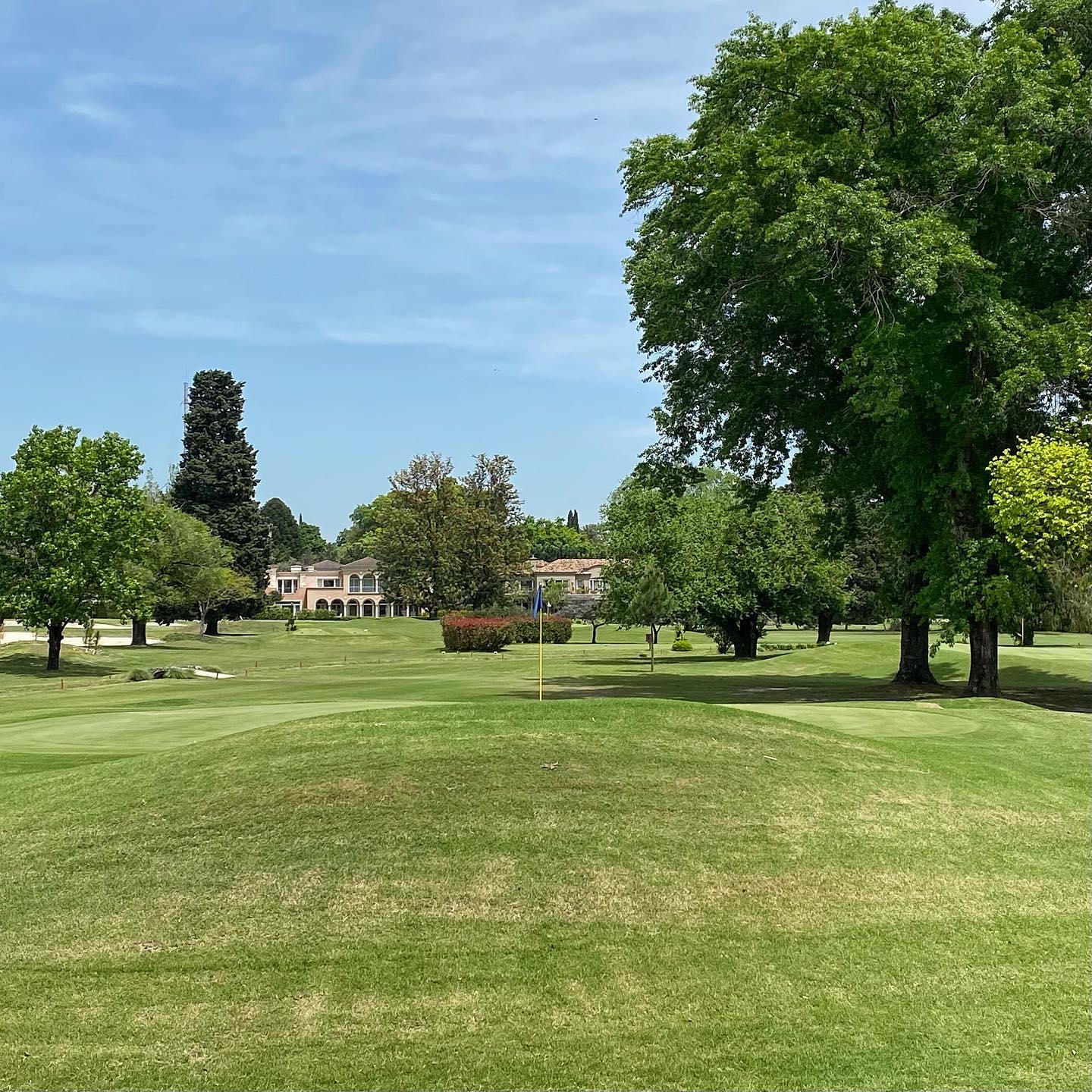 TORTUGAS COUNTRY CLUB